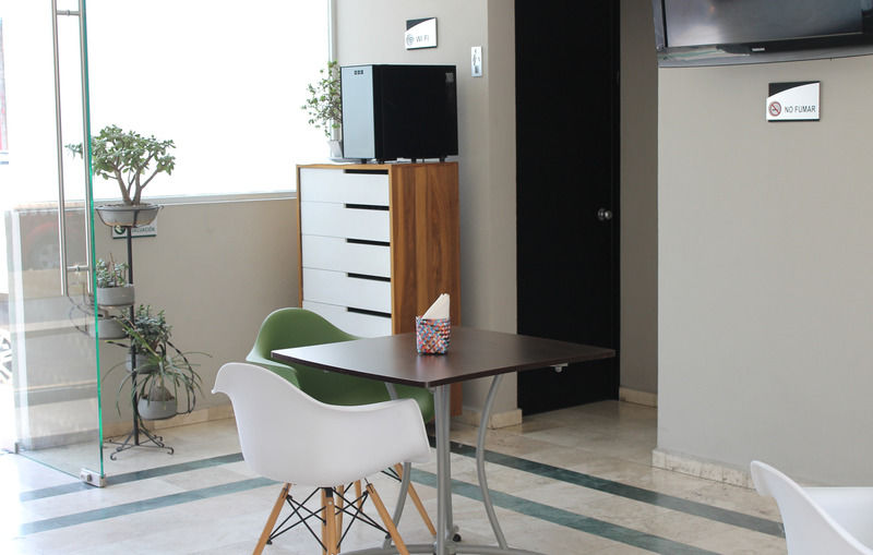 Mx Aeropuerto Hotel 4*
