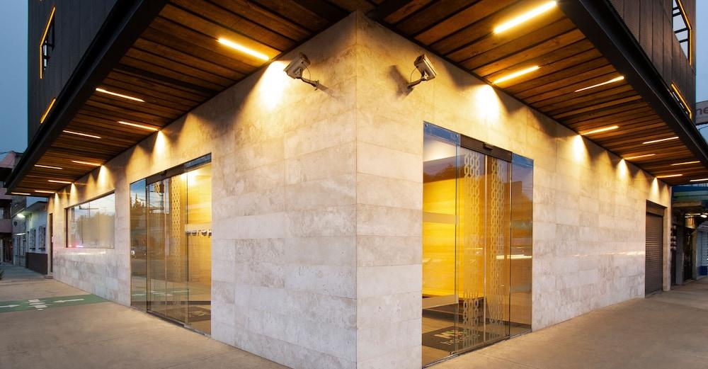 Mx Aeropuerto Hotel 4*